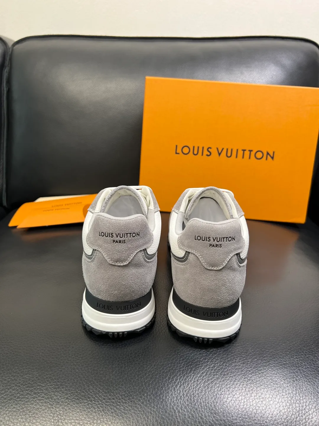 Men's shoes 💰620 Lv high quality top handicrafts Louis Vuitton, counters are equipped with original factory configuration, uppers are imported from Italy, high-quality splicing colorful complex handicrafts, imported cowhide lining is soft and comfortable, soles: original soles specially provided by the original factory, T men's shoes 💰U exclusive movable molded soles are super comfortable, original factory single goods, code number 39-44 (customized 38 45)